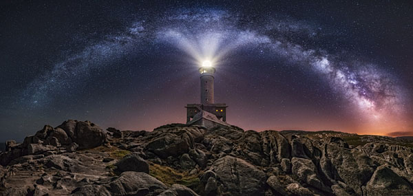 Photograph Carlos F Turienzo Lightning The Way on One Eyeland